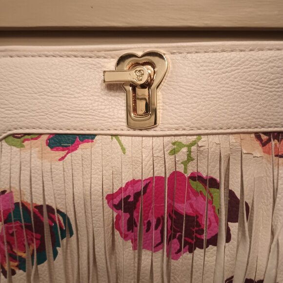 Vintage Betsy Johnson Flower Fringe Purse. - Picture 2 of 4